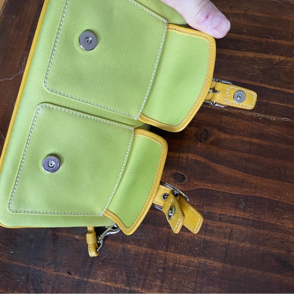 Coach Green Tan Zip Genuine Leather Wallet Wristlet Mini Purse with Coach Tag - Picture 6 of 10